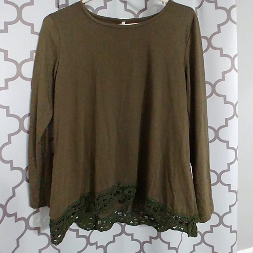 Long Sleeve Top in Army Green